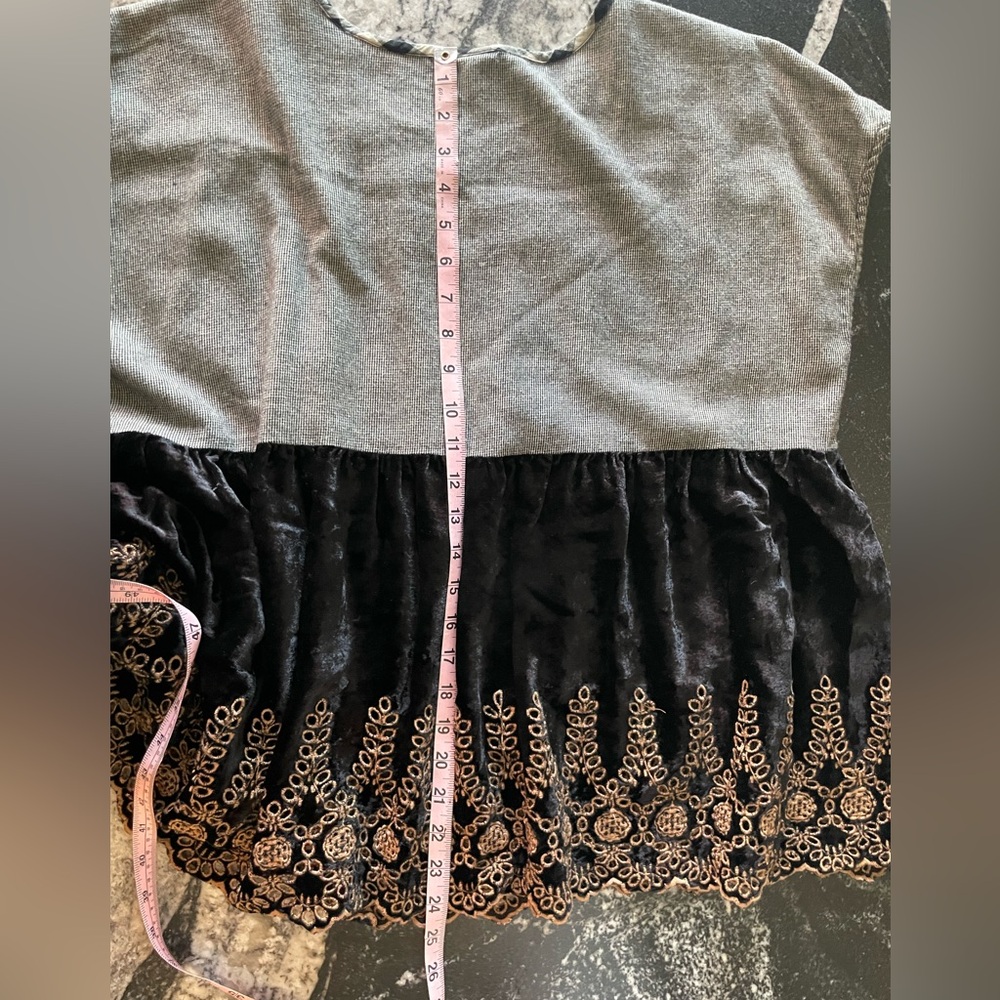 Ivy Jane Black and Brown Patchwork Blouse - Picture 5 of 6